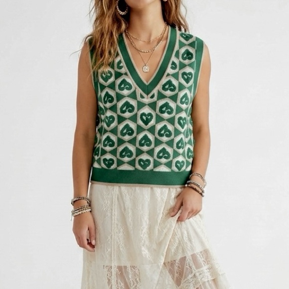 Preppy Wool Intarsia Heart Knit Sweater Vest Green Crop V-Neck Sleeveless Top⁠